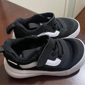 TODDLER ULTRARANGE RAPIDWEID V SHOE